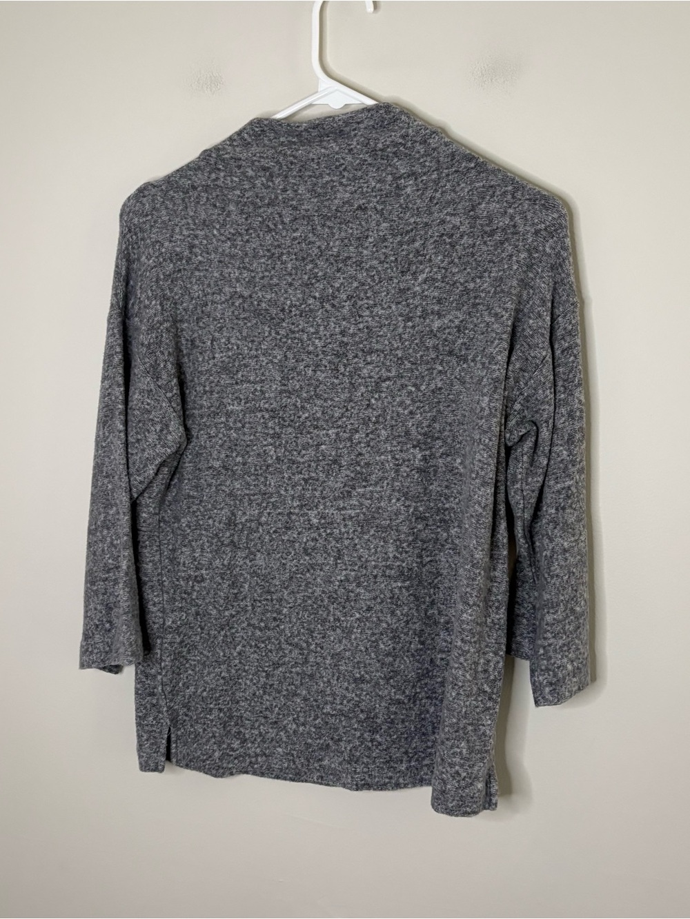Women’s XS Banana Republic Grey Sweater Medium Soft Work Cozy Preppy Fall - Picture 3 of 7